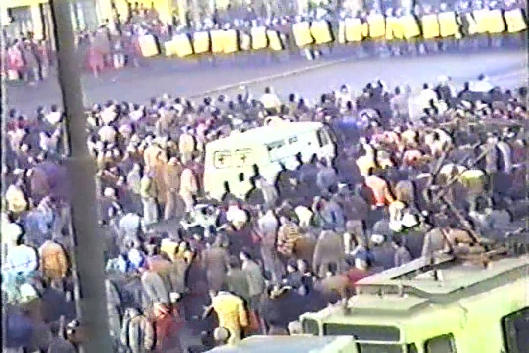 Revolutia Romana Bucuresti - 22 Dec.'89,(9-11AM)Sf.Vineri - Universitate