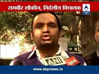 Rambir Shokeen withdraws support from AAP govt, lauds Modi