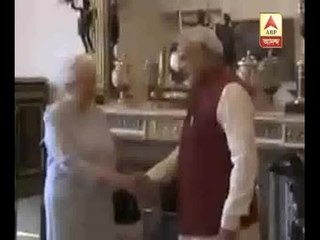 Queen Elizabeth II has Modi over for lunch