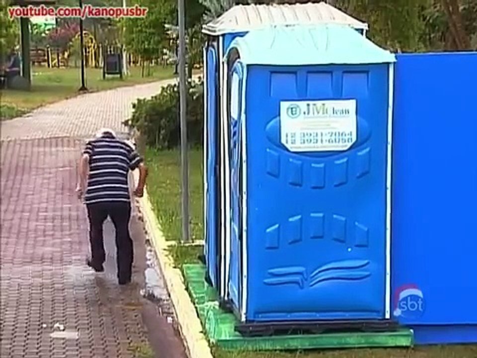 Banheiro Indiscreto ( Pegadinha Silvio Santos )