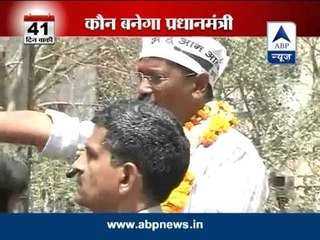Disruption in Kejriwal's road show as man tries to attack him