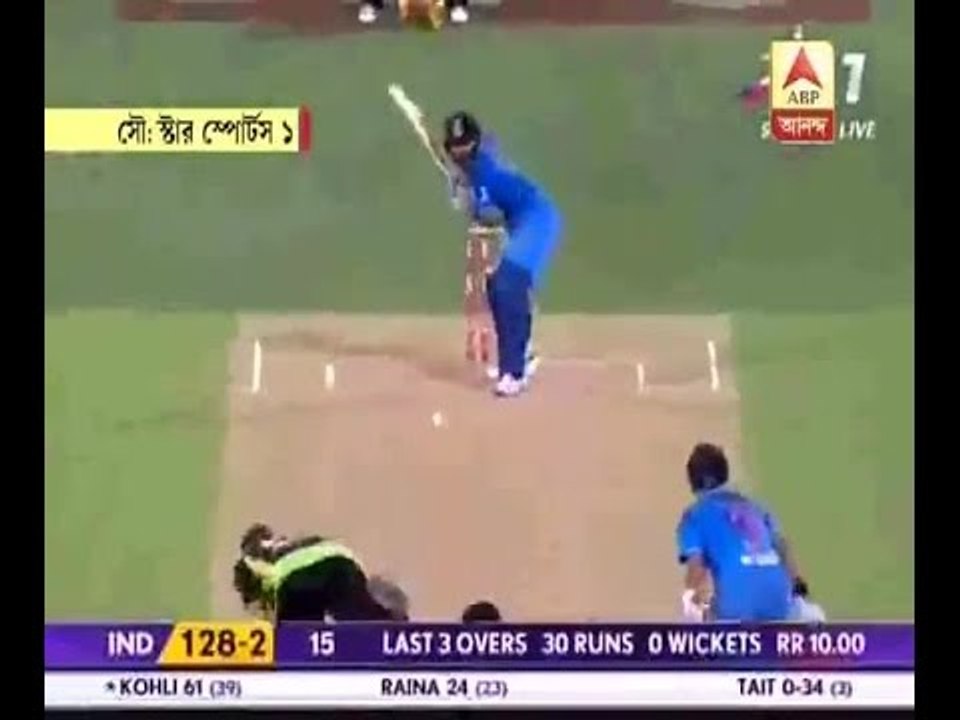 virat kohli practices reverse paddle sweep