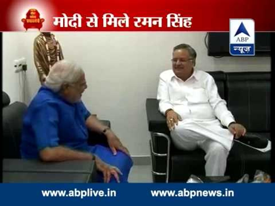 Chhattisgarh CM Raman Singh meets Modi in Gandhinagar