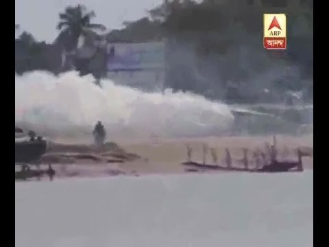 Boat capsized: Angry mob fire on the boat.