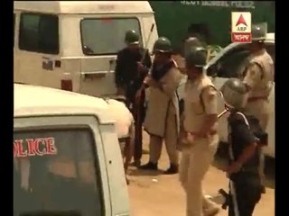 Boat capsized at Ganga in Kalna-Shantipur route: police fire rubber bullet