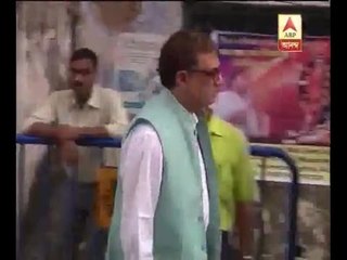 Скачать видео: Newly elected TMC MLAs at Kalighat for meeting to elect party's legislative leader