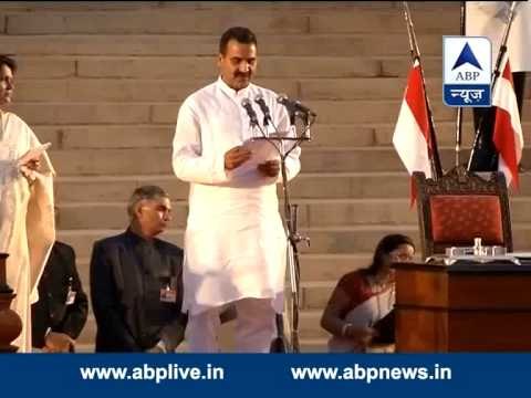 Dr.Sanjeev Kumar Baliyan takes oath as Ministers of State