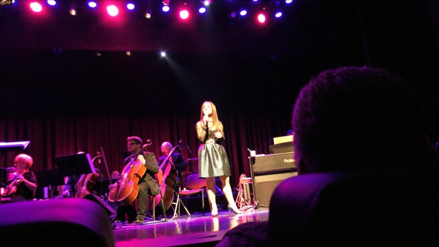 Szekeres Adrienn - Játsz még 4K (Kecskeméti koncert 2016-12-20)