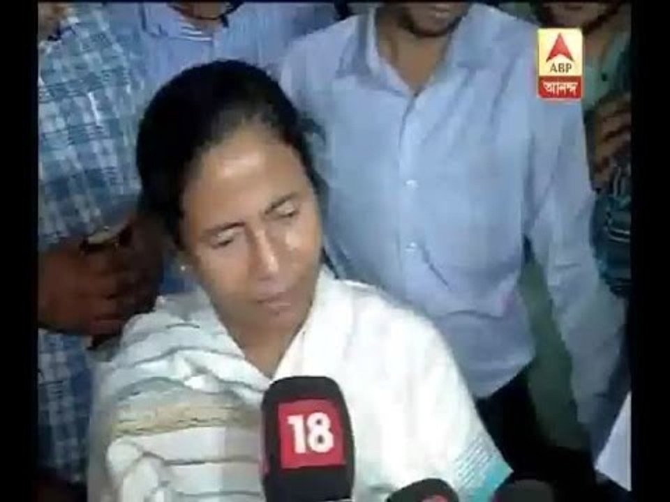 Mamata meets Kejriwal