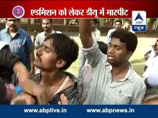 ABVP-NSUI members create furore over admission in DU