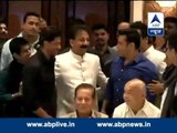 Shah Rukh, Salman hug each other once again at Baba Siddiqui's Iftar party