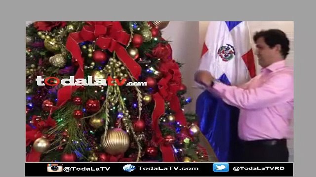 Embajador de EEUU y su esposo envían mensaje de navidad a los dominicanos-Video