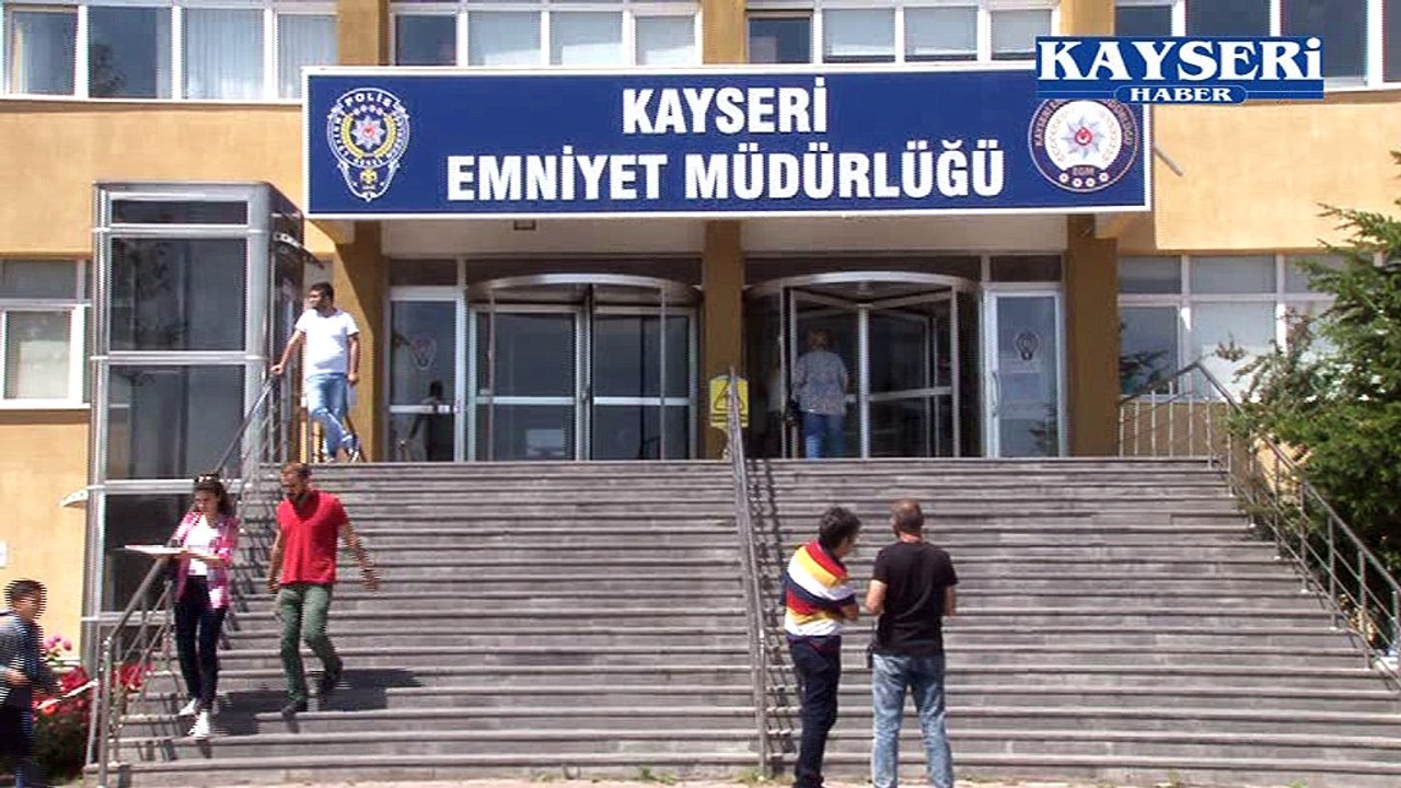 TOPLUM DESTEKLİ POLİSLİK  ŞUBE MÜDÜRLÜĞÜ 1 AYDA 3 BİN 440 ÖĞRENCİYİ BİLGİLENDİRDİ