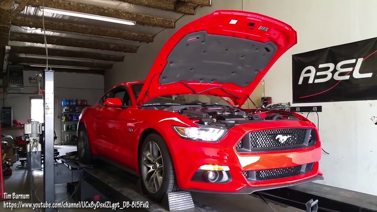 Top 12 Fastest Modern Muscle Machines