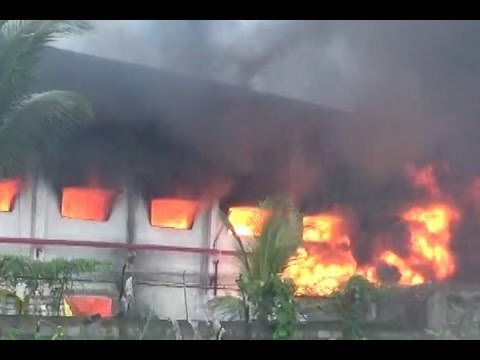 Gujarat: Fire broke out in a plastic factory in Surat's Kim area