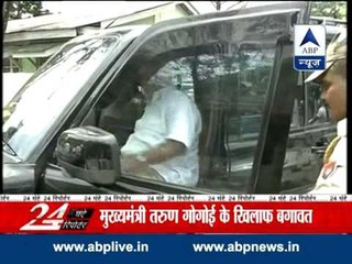 Another shock for Congress as 30 MLAs turn rebellion against Assam CM Gogoi