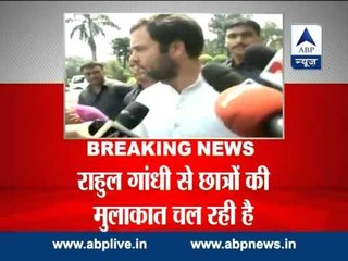 Students protesting CSAT in UPSC meet Rahul Gandhi