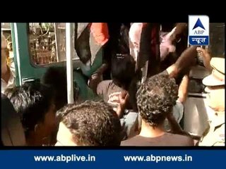 TN parties furious over article on Jayalalithaa