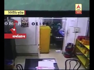 Durgapur: Loot at a petrol pump, while protesting worker shot dead