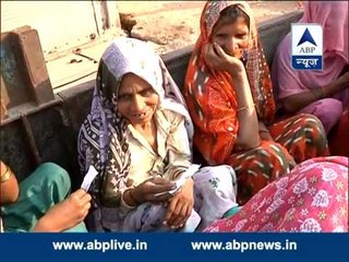 Voters on tractors l Women traveling on a tractor to reach polling booths in Haryana