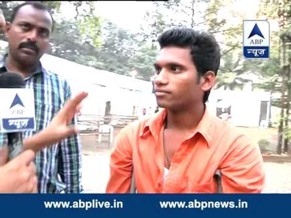 Maha Poll: Voters excited after casting their vote in Juhu