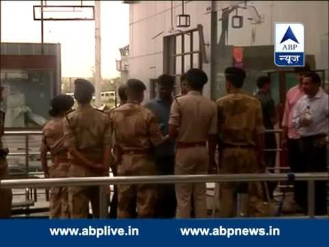 Cyclone Hudhud leaves trail of destruction l Visakhapatnam airport destroyed