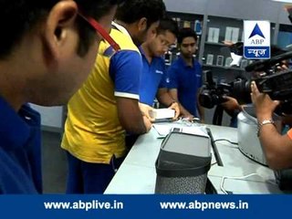 iPhone 6 is now available; buyers go crazy at midnight