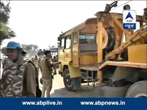 Authorities ask Rampal followers to vacate ashram