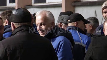 Gjobë për KEDS-in nëse s’i kthen punëtorët në punë
