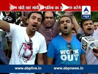 Supporters excited before Modi's visit