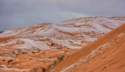 Holy sh*t snow just fell in the Sahara Desert for the second time in living memory