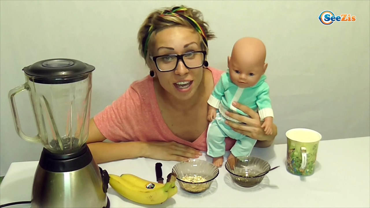 ✔ Baby Born Doll and girl Julia are cooking bre...
