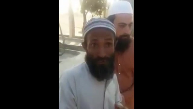 Junaid Jasmhed Ki Qabar Par Kiya Hone Laga Safai Karne Wale Ne Raaz Khol Diya