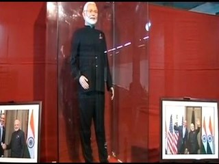 ABP LIVE ll Auction of PM Modi's 'controversial' pinstripe suit!