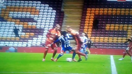 Galatasaray - Tuzlaspor 2-1 penaltı golü