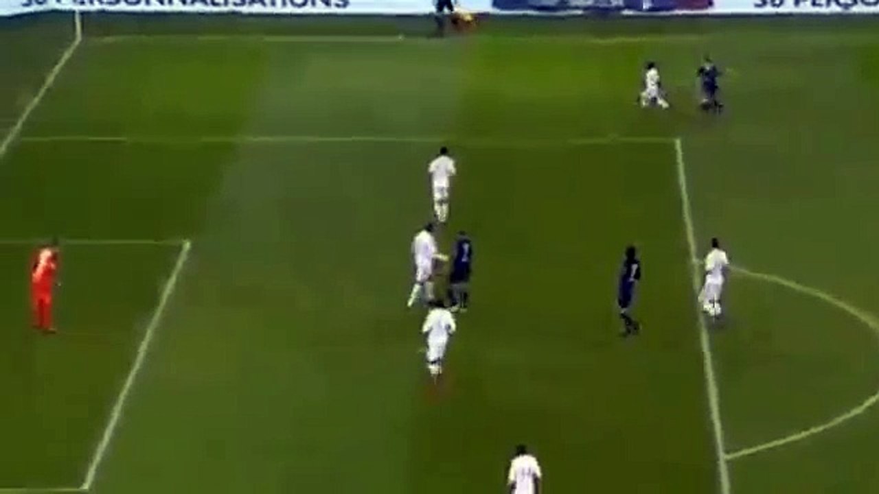 La reprise de volée magnifique de Thomas Meunier Goal - PSG 1-0 Lorient 21-12-2016