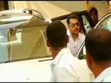 Salman hugs mother Salma and father Salim before leaving for Court