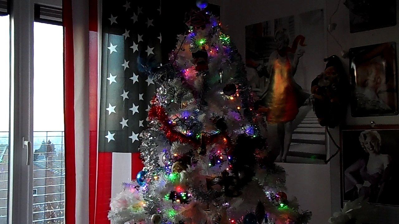 petit papa noel ( chant de noel  2016 ).