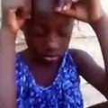 petite fille qui fait le buzz sur le net senegalais