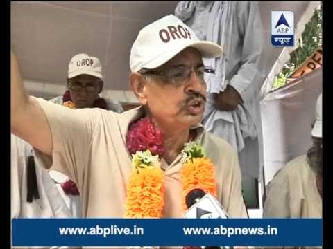 Ex-servicemen demanding One Rank One Pension forcibly evicted from Jantar Mantar ahead of
