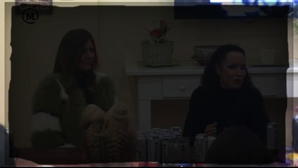 Ovako je mama reagovala kada su joj pustili snimak ćerkinog žestokog s*ksa u WC-u! (VIDEO)