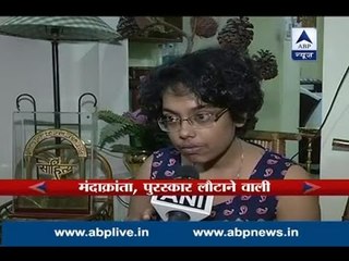 Bengali poet Mandakranta Sen returns Sahitya Akademi Award