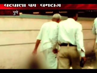 Sansani: Man beheads wife; dances with her head in his hand publicly