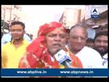 Bihar polls: Prem Kumar of BJP reaches polling booth on bicycle