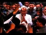 Bihar Verdict: Nitish Kumar participates in cake cutting ceremony at his home and celebrat