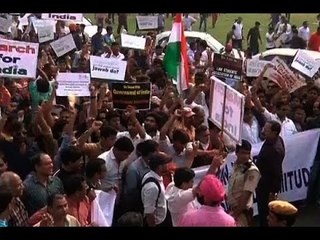 Anupam Kher leads the protest 'March for India'
