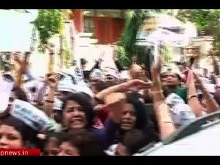 AAP workers protest against BJP MLA OP Sharma for his comments on Alka Lamba