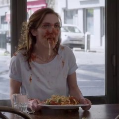 Technique de drague un peu bizarre non? Ahaha