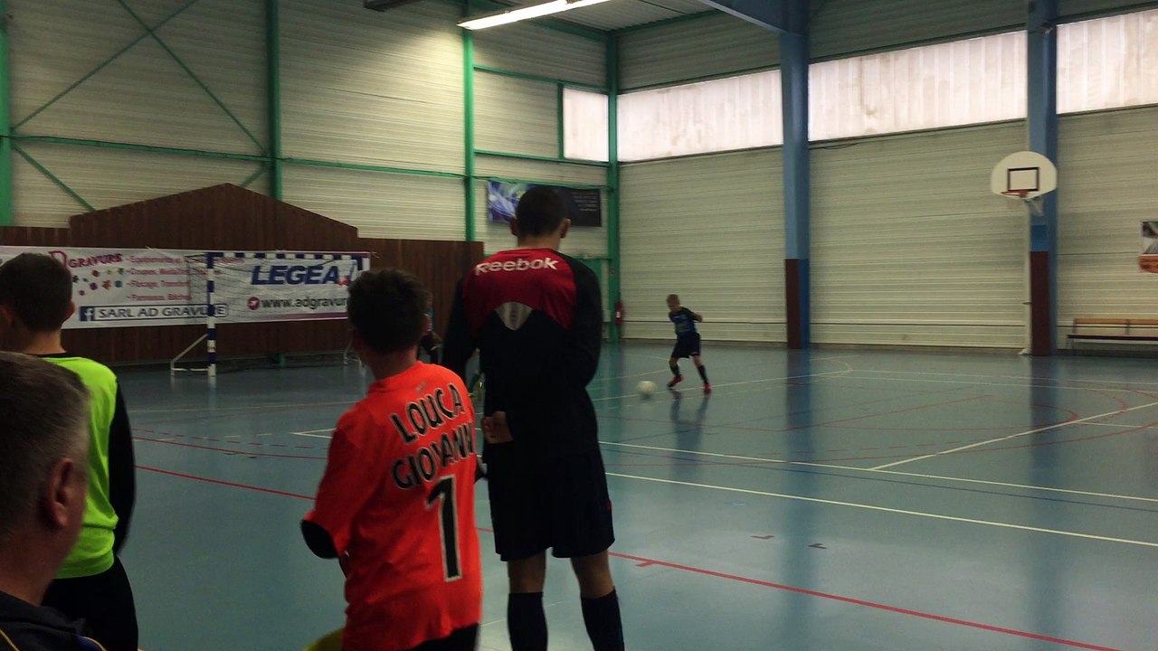 21/12/16 : phases finales U13 à Brebières (contre Ecourt) 1