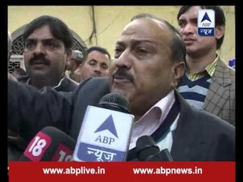 UP: BSP MP Veer Singh creates ruckus accusing embezzlement in Panchayat Zila Adhyaksh elections